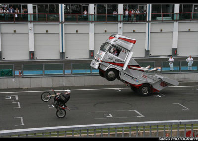 Défi moto/camion circuit Magny Cours